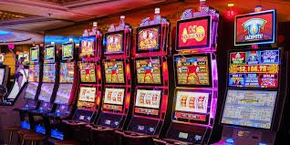 Người dùng Việt Nam truy cập nền tảng 99go trên điện thoại